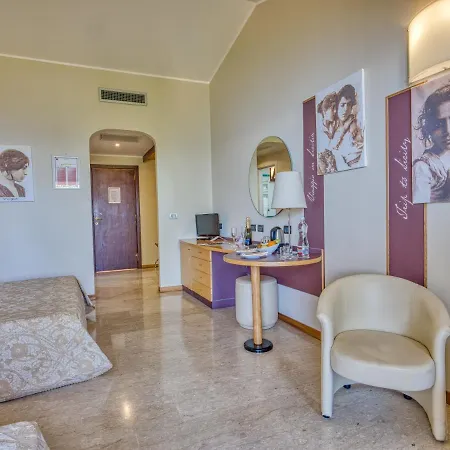 Ariston&palazzo Santa Caterina 4*
