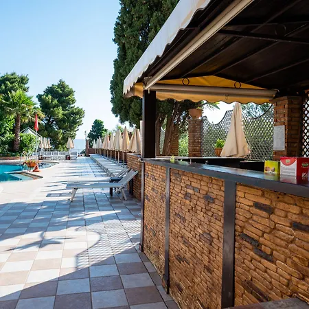 מלון Ariston And Palazzo Santa Caterina 4*